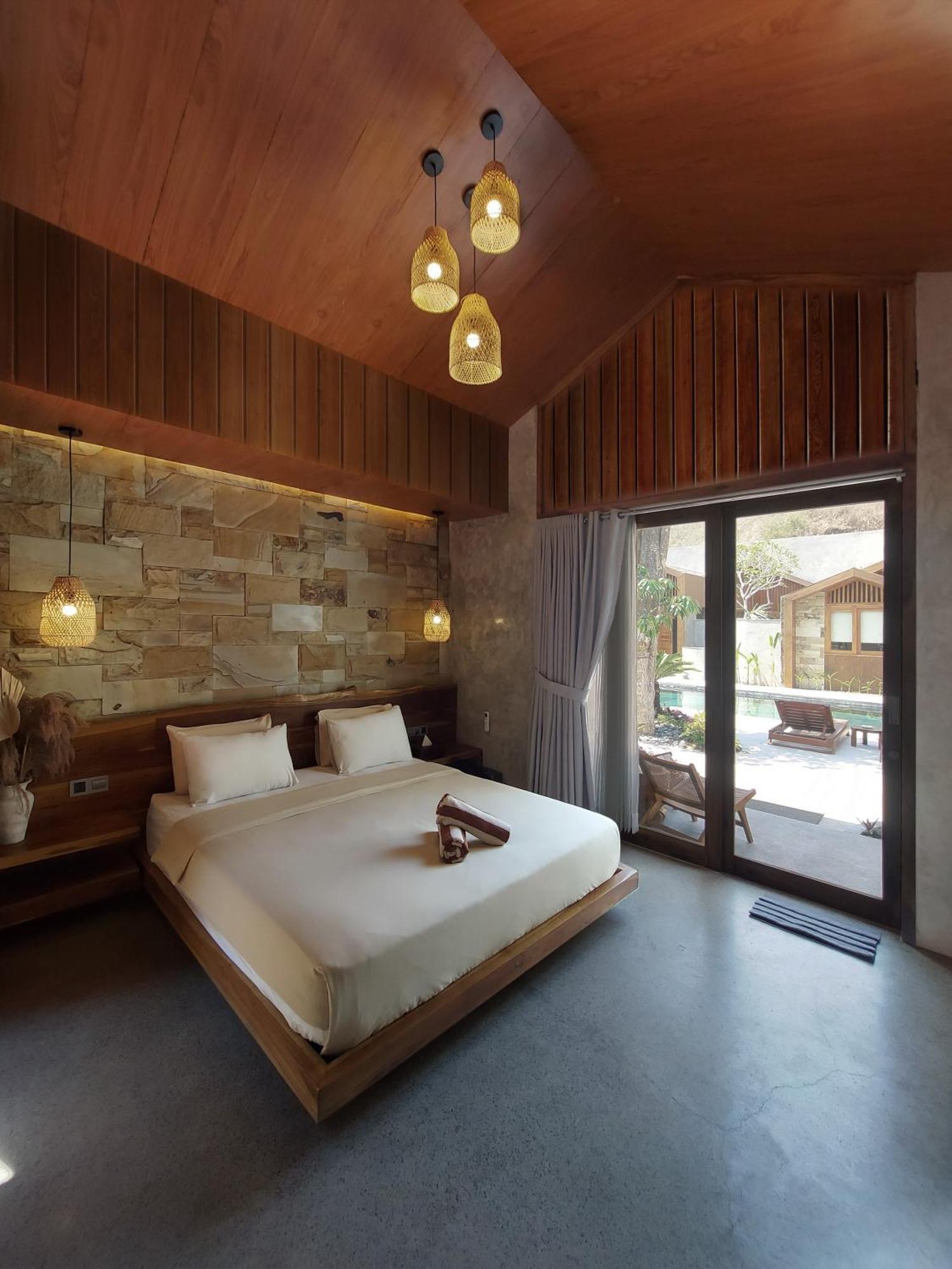 Batatu - Adults Only 4*